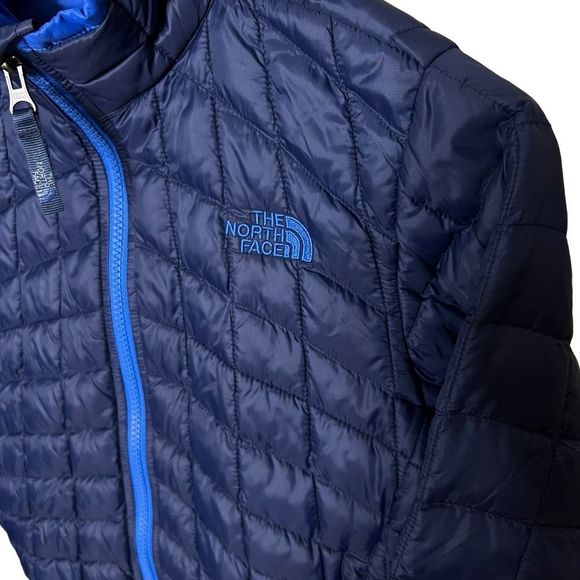 The North Face Boys Thermoball Jacket Boys Small - Picture 2 of 5